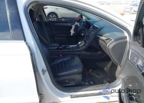 2015 Ford Fusion Se z USA, uszkodzony, nr VIN 3FA6P0H97FR286503